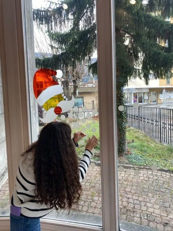 Décoration des locaux pour les fêtes de fin d'année, photo 1