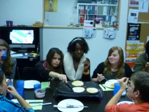Soirée Repas et Cinéma à Malleray, photo 6