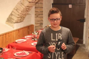 GAGNANT CONCOURS DE DESSIN POUR LA CARTE DE FIN d'annÉE, photo 2
