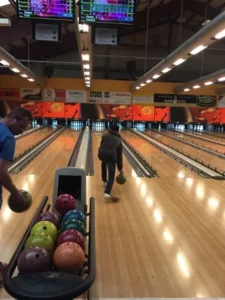 Sortie Bowling de la Chaud de Fonds Avec les Tramelots, photo 3