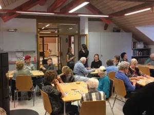 Activité Intergénérationnelle au Home les Lovières Loto, photo 13