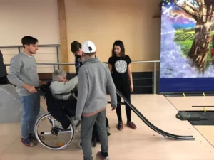 Activité Intergénérationnelle au Home les Lovières Bowling, photo 4