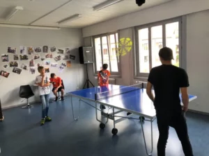 Tournoi ping pong à Malleray, photo 1