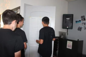 Apéro Youpi l'école est finie à Malleray, photo 3