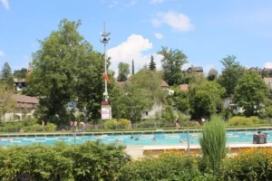 Après midi à la piscine Marzili à Berne, photo 2
