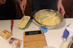 Atelier cuisine et préparation de l'inauguration du nouveau local à Tramelan, photo 10
