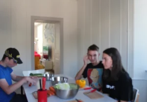 Repas saveurs d'ailleurs asiatiques à Tramelan, photo 2