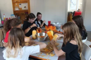 Préparation soupe à la courge pour le marché artisanal d'automne à Tramelan, photo 2