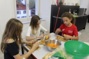 Préparation soupe à la courge pour le marché artisanal d'automne à Tramelan, photo 6