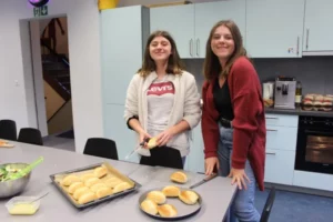 Soirée repas Paninis maison à Malleray, photo 4