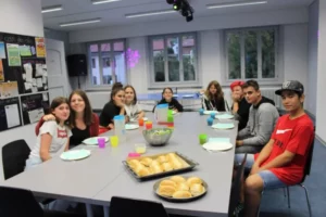 Soirée repas Paninis maison à Malleray, photo 7