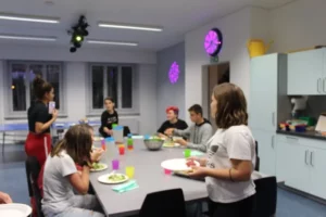 Soirée repas Paninis maison à Malleray, photo 9