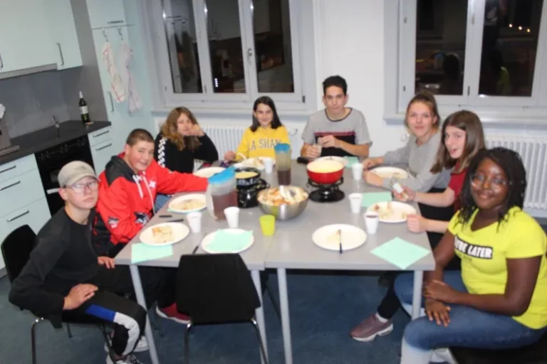 Repas Fondue au fromage à Malleray, photo 8