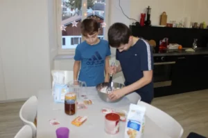 Atelier pain d'épice et thé à la cannelle à Tramelan, photo 3