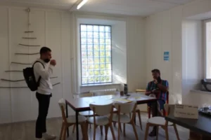 Apéro Covido compatible pour souhaiter la bienvenue à Flora à Tramelan, photo 4
