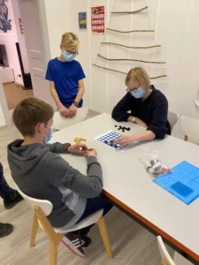 Défis jeunes VS équipe d'animation à Tramelan, photo 2