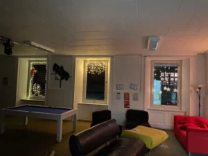 Décoration du local de Tramelan pour les fêtes de fin d'année, photo 4