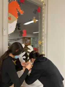 Décoration du local de Tramelan pour les fêtes de fin d'année, photo 5