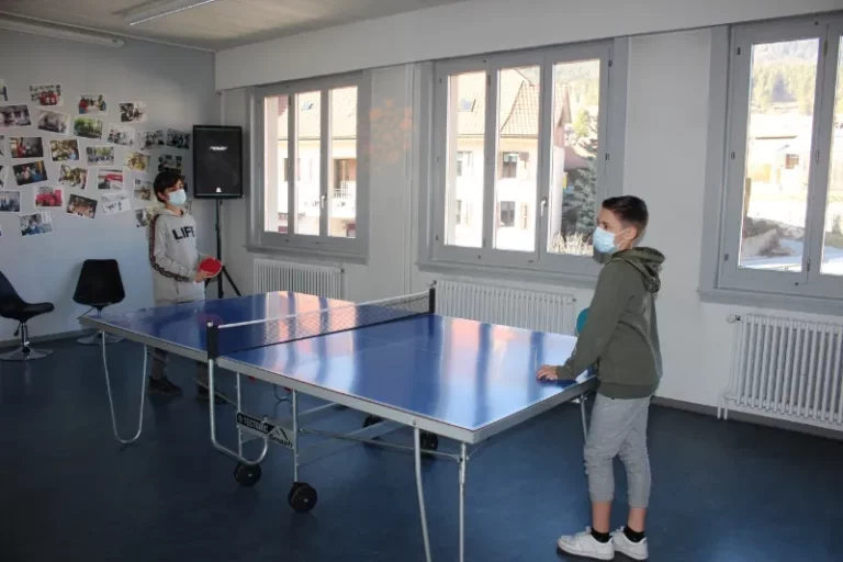 Tournoi de ping pong à Malleray, photo 2
