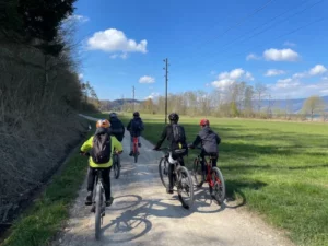 Tour à vélo au bord du lac de Bienne, photo 2