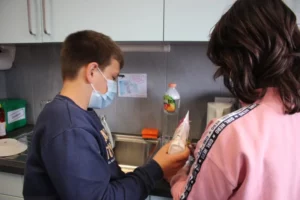 Petites expériences scientifiques à Malleray, photo 2