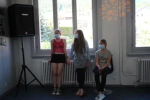 Masterquiz Kahoot organisé par Lenaïc Mathilde Gaëlle et Flora à Malleray, photo 2