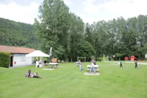 Activité estivale à la piscine du Château à Tramelan, photo 5