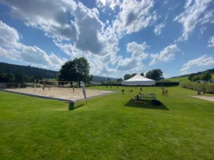 Activité estivale à la piscine du Château à Tramelan, photo 3