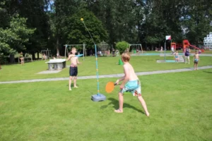 Activité estivale à la piscine du Château à Tramelan, photo 9