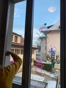 Déco du local pour les fêtes de fin d'année à Malleray, photo 5