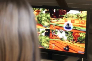 Battle Crash Team Racing et FIFA22 à Malleray, photo 2