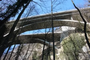 Balade et énigmes dans les gorges du Taubenloch, photo 7