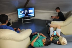 Tournoi NHL sur PS4 à Malleray, photo 1