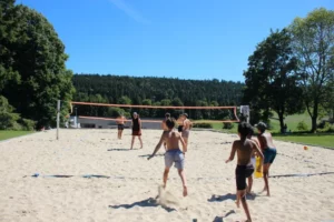 Activités estivales à la piscine de Château à Tramelan, photo 13
