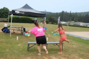 Activités estivales à la piscine du Château à Tramelan, photo 9