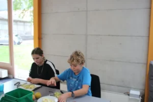 Confection de pâtisseries pour la vente du 7 octobre à Malleray et à Tramelan, photo 10