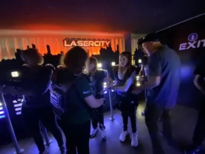 Sortie LaserGame à Bienne organisé par Flora, photo 1