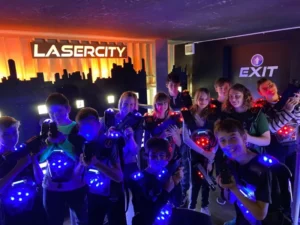 Sortie LaserGame à Bienne organisé par Flora, photo 2