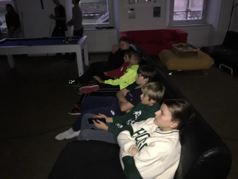 Soirée foot diffusion du match Pays Bas VS Equateur avec repas Panini à Tramelan, photo 1