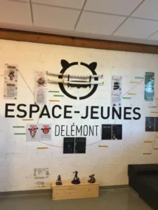 Visite de l'exposition Le Monde des Manges découverte de l'Espace Jeunes à Delémont, photo 8
