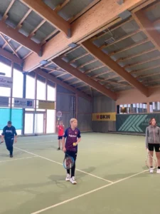Initiation au tennis aux Reussilles, photo 3