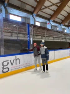 Sortie à la patinoire à Tramelan, photo 2