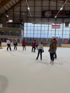 Sortie à la patinoire à Tramelan, photo 3