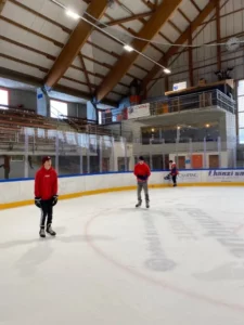 Sortie à la patinoire à Tramelan, photo 4