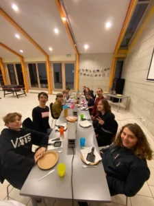 Soirée repas Raclette party à Malleray, photo 6