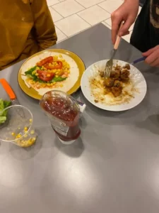 Soirée repas Concours de tacos maison à Malleray, photo 14
