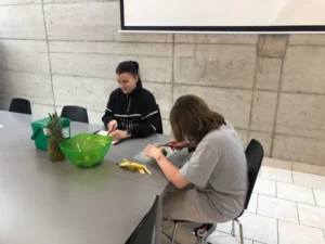 Tournoi de ping pong à Malleray, photo 1