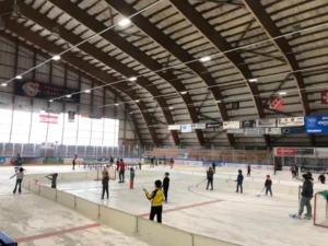 4 après midi Sport détente à la patinoire à Tramelan, photo 4