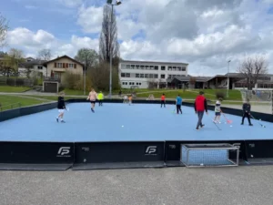 1ère animation mobile de la saison à la place de la patinoire à Tavannes, photo 1