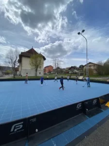 1ère animation mobile de la saison à la place de la patinoire à Tavannes, photo 13